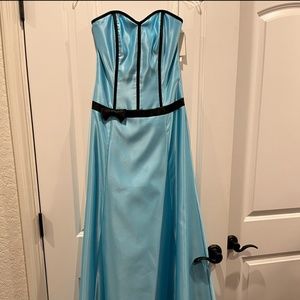 Jessica McClintock Light Blue Dress